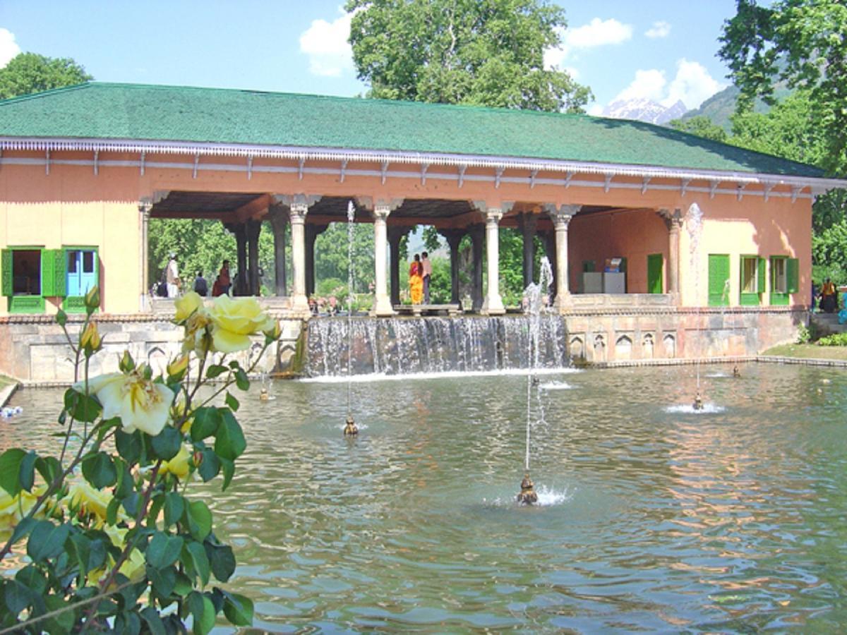 Nagin Bagh New Jersey Houseboats酒店 外观 照片